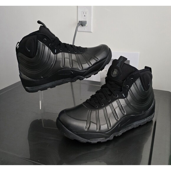 Nike Air Bakin Posite Shoes Mens Size 10 Triple Black Sneaker Boot 618056 001 main image 16